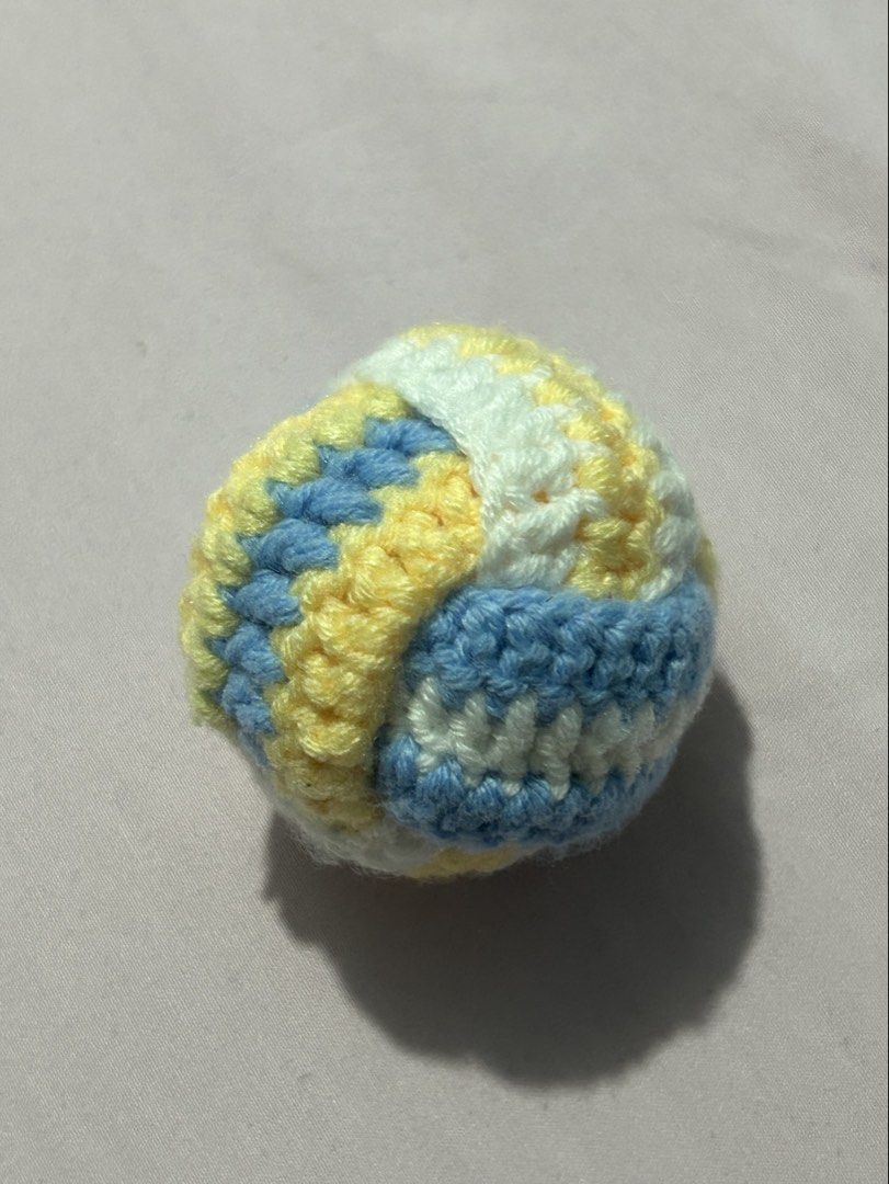 Crocheted Keychain Volleyball (Category: Handmade Craft) located in Cavite. Submitted by apricity.aes (Listing ID 1461051685, Image 2). Description: ۶ৎ colors can be interchanged (as long as I have the colors in stock) ۶ৎ handmade ۶ৎ color may slight be different due to the lighting of the room and camera setting ۶ৎ if you have any questions please do feel free to message! ۶ৎ Loc: Bacoor, Cavite ۶ৎ MoP: Gcash, MoD: J&T .