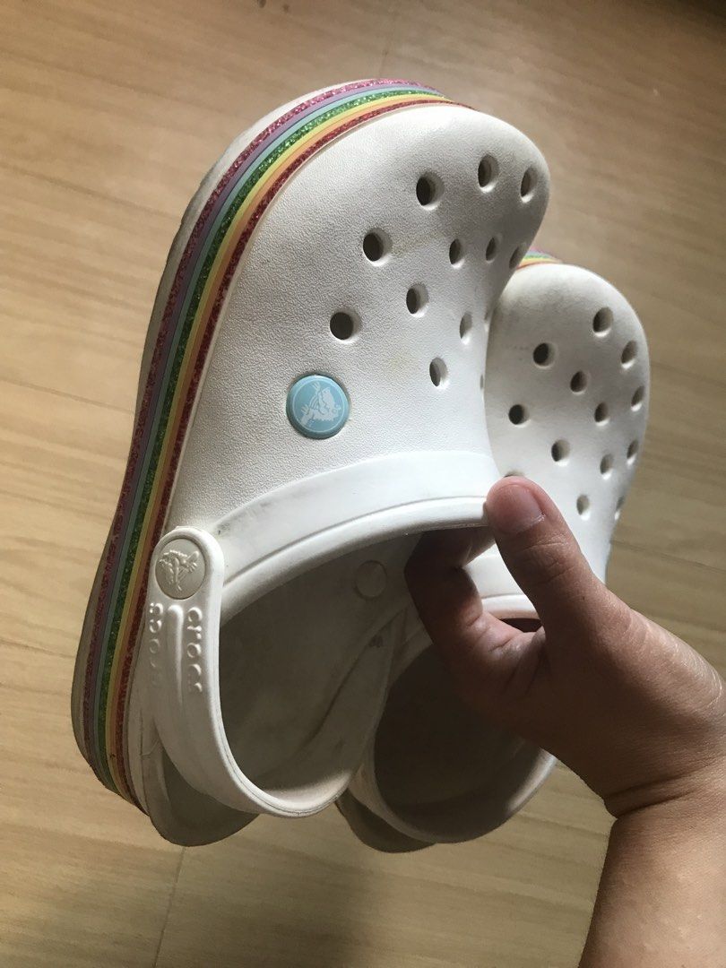 Crocs (Category: Sandals) located in Quezon City. Submitted by daymaker10 (Listing ID 1460956831, Image 3). Description: Preloved Crocs (J3).