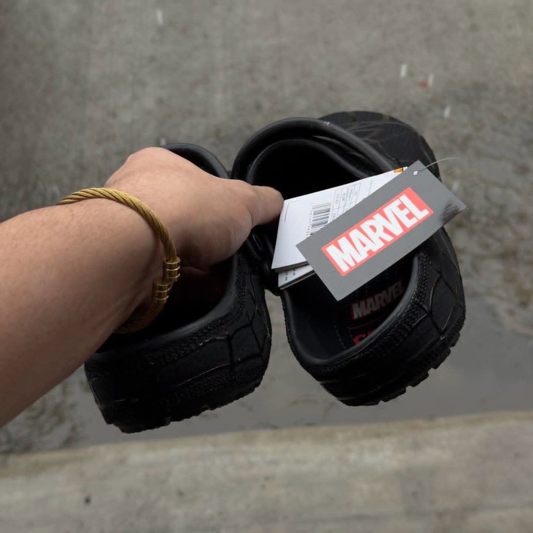 Crocs Marvel spider🕷🕷🕷 (Category: Sneakers) located in Manila. Submitted by josier_181 (Listing ID 1461033033, Image 3). Description: Available now Ma'am/Sir Pm for more details Your order via lalamove COD or GCASH payment. Kung anong nasa post ko po yun po mismo ang dadating na item sa inyo 💯 Good quality and condition Thank you and God bless Womens Size Guide 5US - 36 EU/FR - 22CM 6US - 37 EU/FR - 23CM 6.5US - 37.5 EU/FR - 23.5CM 7US - 38 E