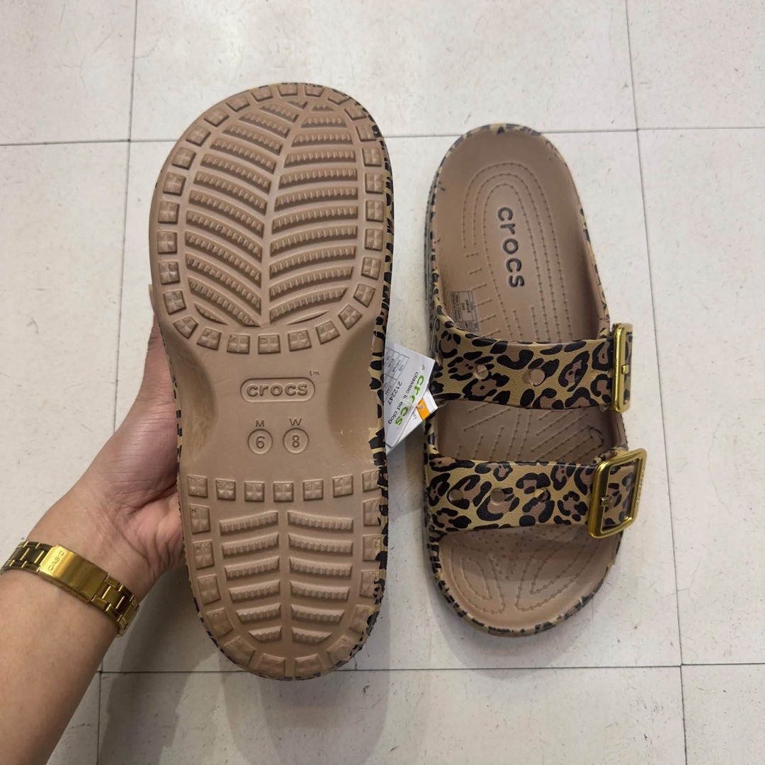 crocs saturday metallic buckle in leopard print (Category: Flats & Sandals) located in Manila. Submitted by justria (Listing ID 1461096625, Image 2). Description: .