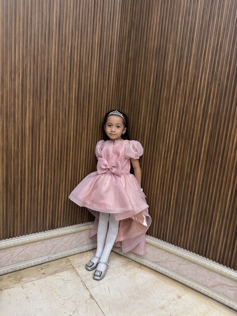 Customize Gown (Category: Babies & Kids Fashion) located in Daraga. Submitted by iamsupershein (Listing ID 1460934050, Image 3). Description: Customized Gown inspired from Orange App. Used once only for my baby performance during her graduation Size fit to 4-6.