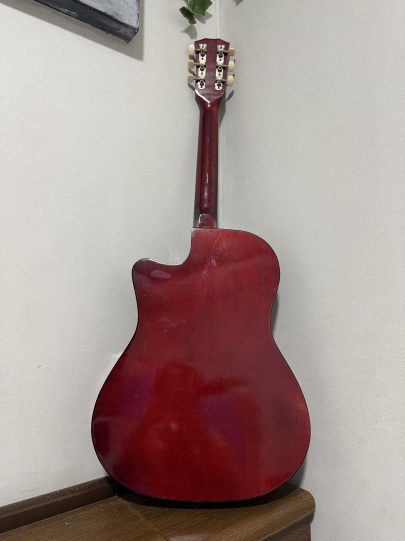 Davis 38 Acoustic Guitar (Category: Musical Instruments) located in Caloocan City. Submitted by stevendgzmn (Listing ID 1461010974, Image 2). Description: Davis JG-38 Cut-away Acoustic Guitar 38inches guitar Color: SUNBURST INCLUSIONS: 1 x Davis 38 Guitar 1 x Guitar Bag 1 x Capo 1 x Set of Strings 1 x Pick Fret: 18 Top: Solid Spruce Back & Sides: Solid Spruce Fingerboard: RoseWood Bridge: Plastic Machine Plastic RFS: ‘Di nagagamit, nakatambak lan