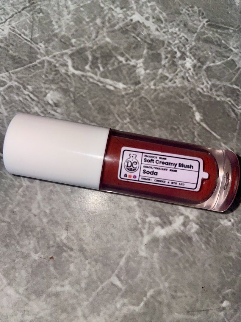 Dc Liquid Blush Free any purchase (Category: Makeup) located in Rizal. Submitted by gentle.decluttering (Listing ID 1460999523, Image 1). Description: More than Half left pa. Orange ung real shade nya hinalon ko ng GRWM blue color corrector kaya dark na color. ibigay ko kc madami pang need gamitin nablush and a little goes a long way .