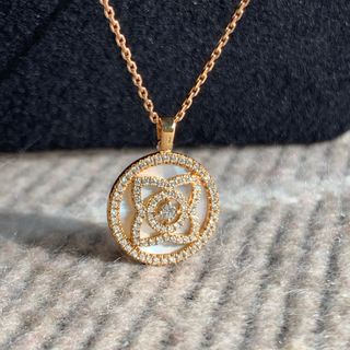 （分類：）位於 。 由 eluse_luxury 提交（商品編號 1460937885，圖片 1）。簡介： 。