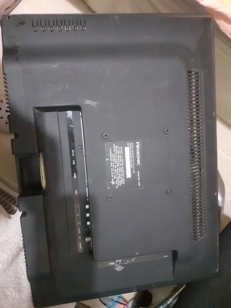 Deffective LED tv as Pack (Category: TV) located in Lipa City. Submitted by newriver_a7c3ea (Listing ID 1461011061, Image 3). Description: Both have power but Backlight issue Hairline issue Msg na lang lang sa me need nito Pensonic and Ginza Brand 24 inches.