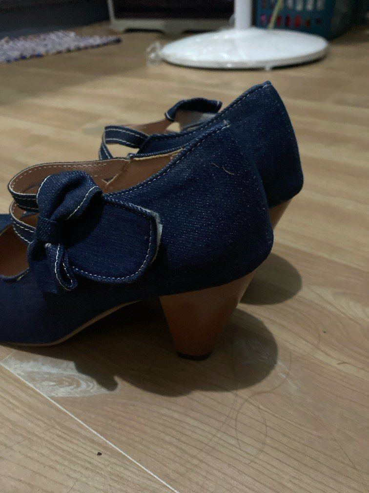 BRAND NEW DENIM BLUE HEELS SIZE 37 (OFFER CAN BE ACCEPTED IF REASONABLE) (Category: Heels) located in Cavite. Submitted by akhimraco.bns (Listing ID 1460929862, Image 2). Description: - size 37 - 2inch heel - bnew.