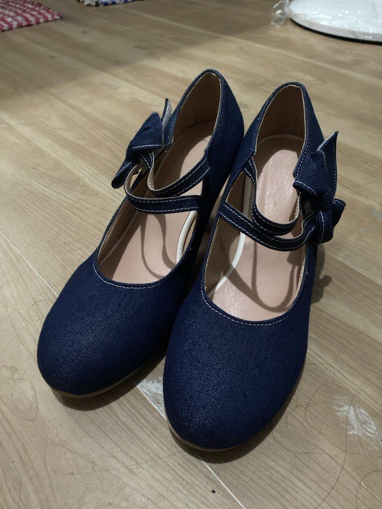 BRAND NEW DENIM BLUE HEELS SIZE 37 (OFFER CAN BE ACCEPTED IF REASONABLE) (Category: Heels) located in Cavite. Submitted by akhimraco.bns (Listing ID 1460929862, Image 1). Description: - size 37 - 2inch heel - bnew.