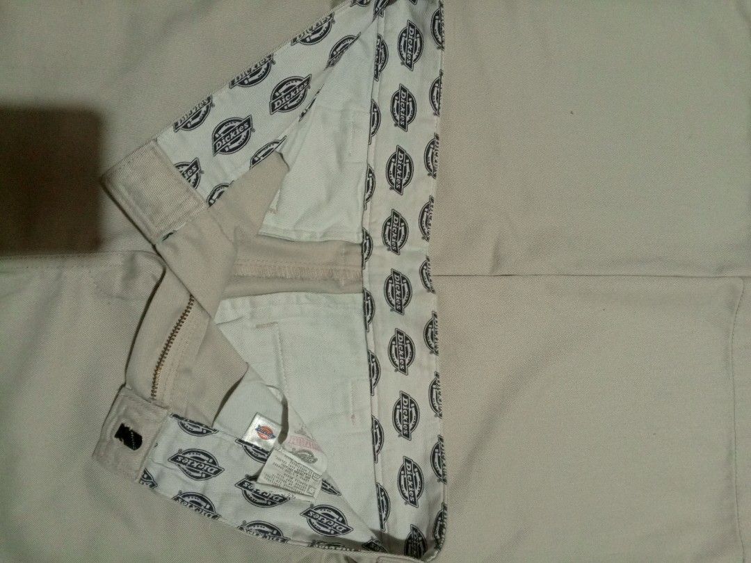 DICKIES 874 PANTS (Category: Jeans) located in Manila. Submitted by heavenlyclo05 (Listing ID 1461044483, Image 3). Description: DICKIES 874 PANTS (CREME COLOR) Size: 34 Width: 34 Length: 37 Hem: 9 Very Good Condition No issue .