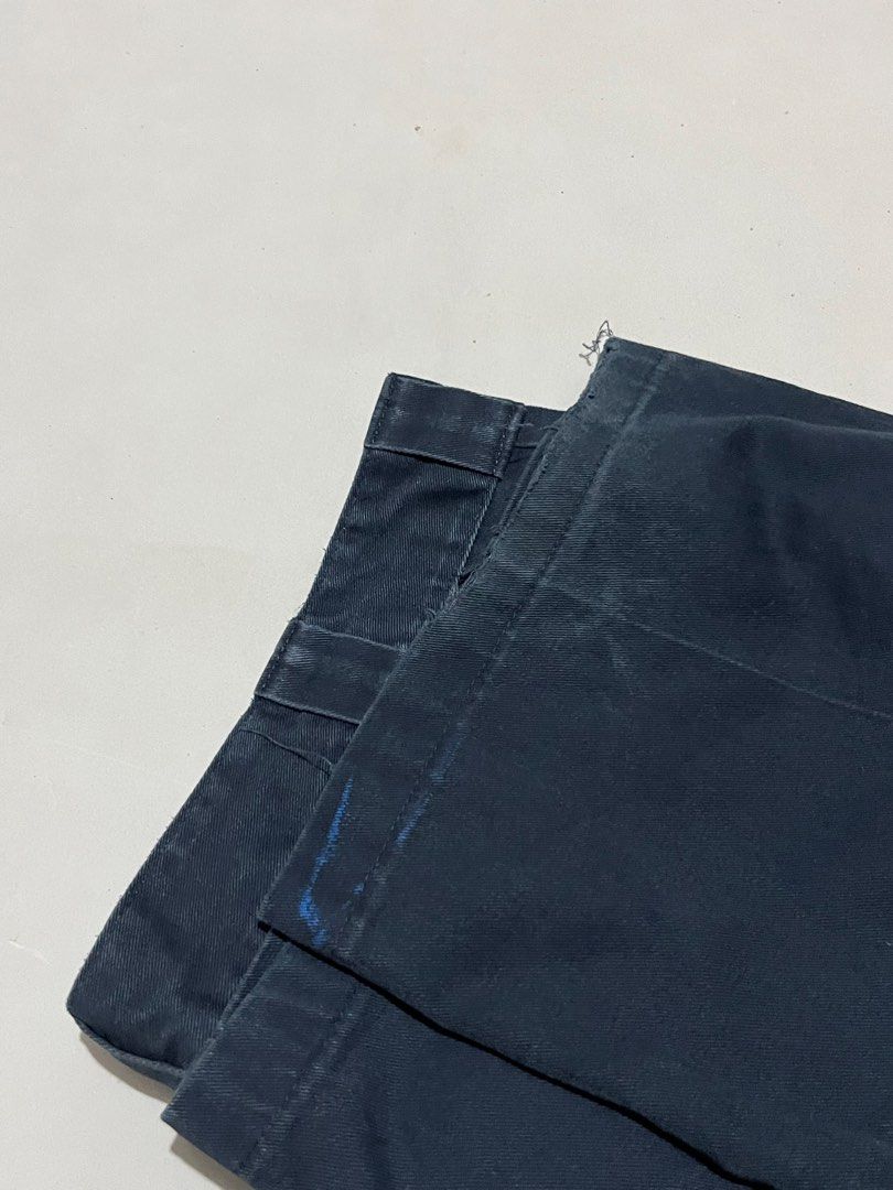Dickies pants (Category: Trousers) located in Iloilo. Submitted by jthrift0 (Listing ID 1461096257, Image 3). Description: 38x45x10 details on the photo .