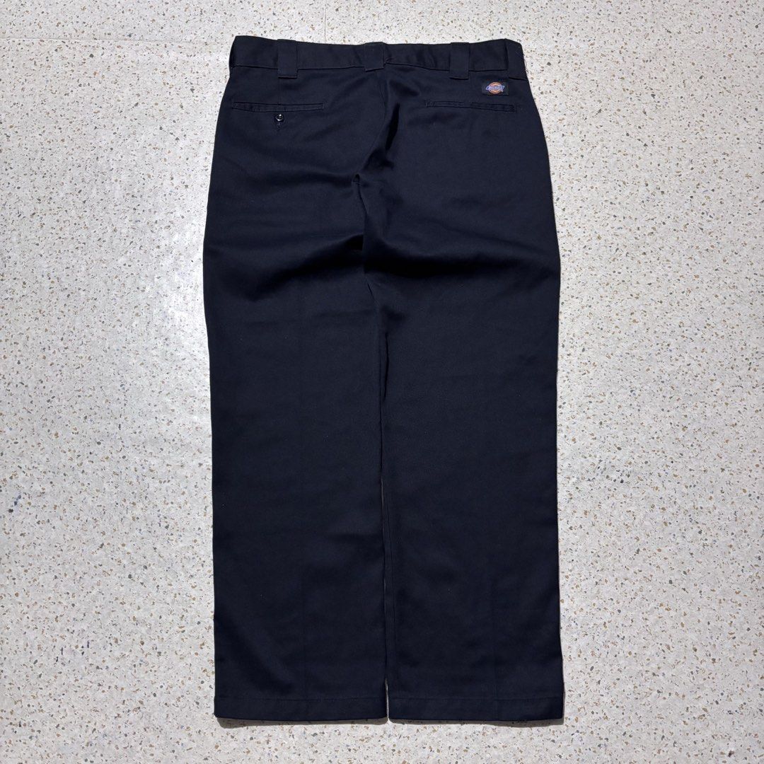 Dickies Pants Black (Category: Jeans) located in Baguio. Submitted by rhayburn (Listing ID 1461002545, Image 3). Description: - Dickies work pants - Color: Black - Classic workwear style - Durable fabric construction - Secure button and zip closure - Multiple belt loops for adjustable fit - functional back pockets - Ideal for everyday wear or work environments.