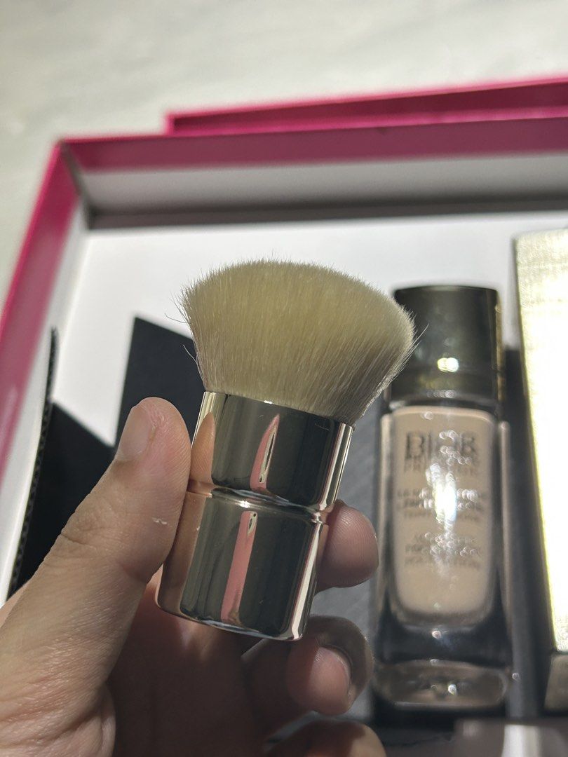 Dior Prestige Activated foundation LE MICRO-FLUIDE TEINT DE ROSE (Category: Makeup) located in Rizal. Submitted by reyshishibal (Listing ID 1461078077, Image 3). Description: DIOR PRESTIGE LE MICRO-FLUIDE TEINT DE ROSE SHADE: 1N – never used never opened – orig price on website is 165 euro (12k peso) -can return and refund if proven fake sagot ko sf( u should make sure na fake not from a different batch don’t waste our time please). Please don’t 