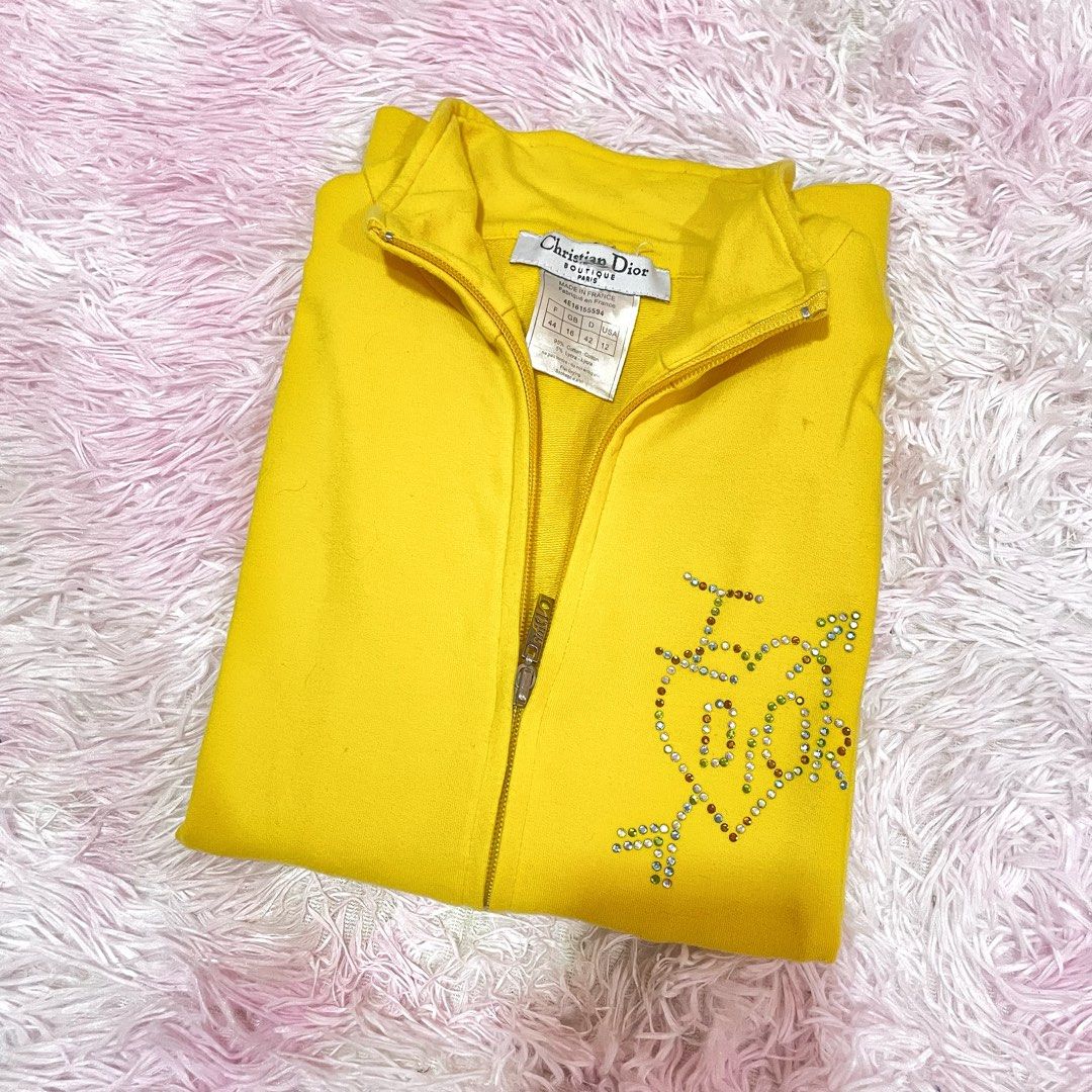 dior pull up jacket (Category: Coats, Jackets and Outerwear) located in Marikina City. Submitted by ___peaxch (Listing ID 1461107626, Image 1). Description: REPRICED ‼️ .
