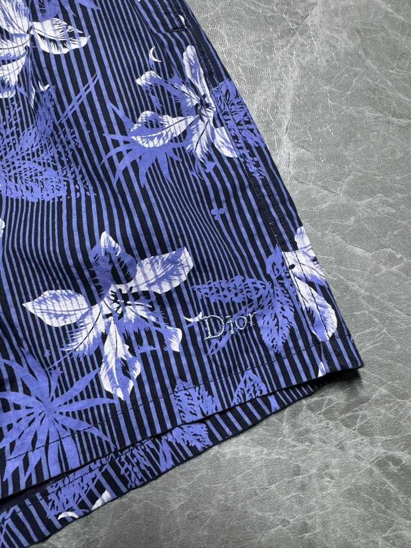Dior Shorts (Category: Luxury Apparel) located in La Trinidad. Submitted by kodspogi (Listing ID 1460962898, Image 2). Description: Christian Dior Board Shorts Waistline : 27” safe stretch Length : 16.5” Hem : 11.5” Excellent Complete tags 880.