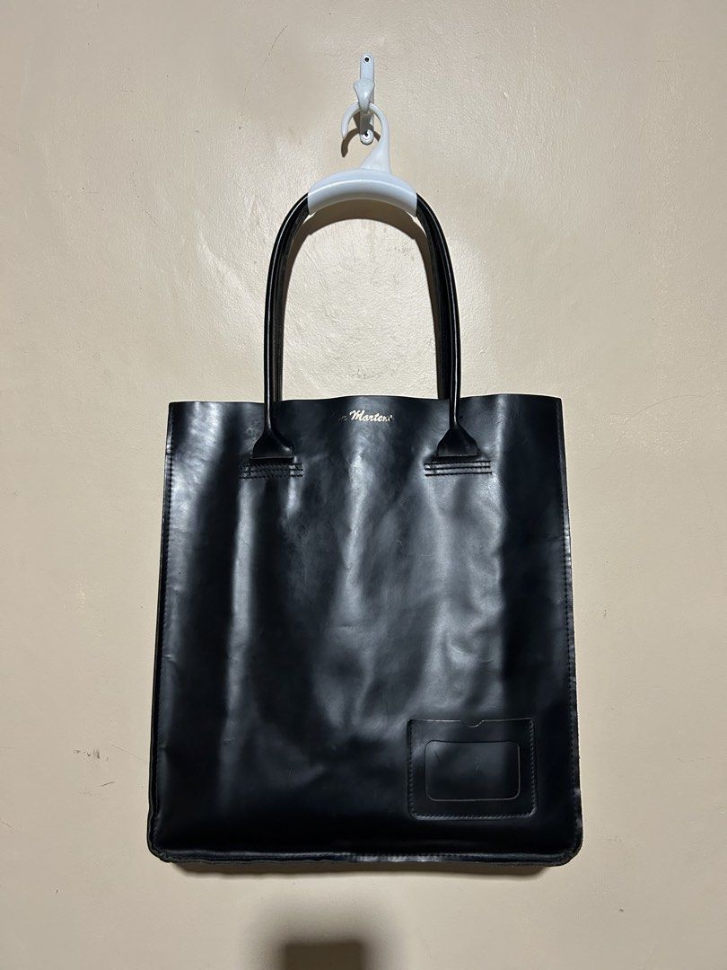 DR. MARTENS - LEATHER TOTE BAG MIE (Category: Tote Bags) located in Dasmarinas. Submitted by pseudonym. (Listing ID 1461058982, Image 3). Description: DR. MARTENS - LEATHER TOTE BAG MADE IN ENGLAND EXCELLENT CONDITION NO MAJOR FLAWS SIGNS OF PREVIOUS OWNERSHIP ONLY feel free to ask quick replies.