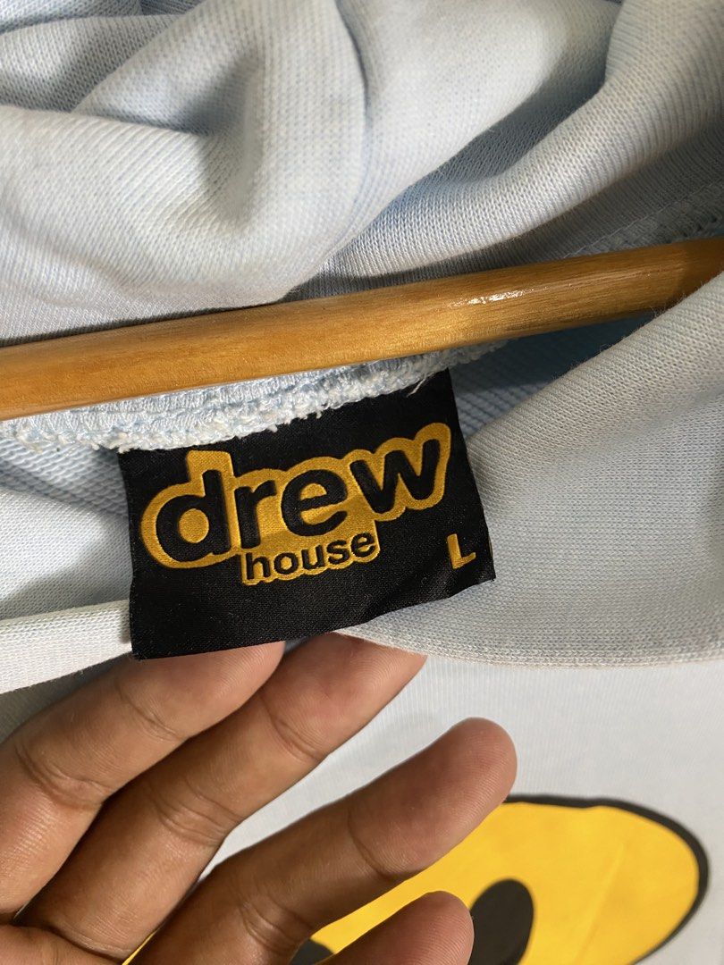 Drew (Category: Coats, Jackets and Outerwear) located in Cebu City. Submitted by cjakosalem02 (Listing ID 1461109045, Image 3). Description: .