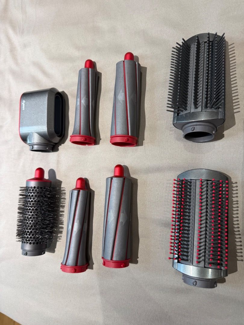 Dyson Airwrap First-Gen (Red Nickel) (Category: Hair) located in Las Pinas. Submitted by kayebombita (Listing ID 1460944828, Image 2). Description: RFS: bought a new one.