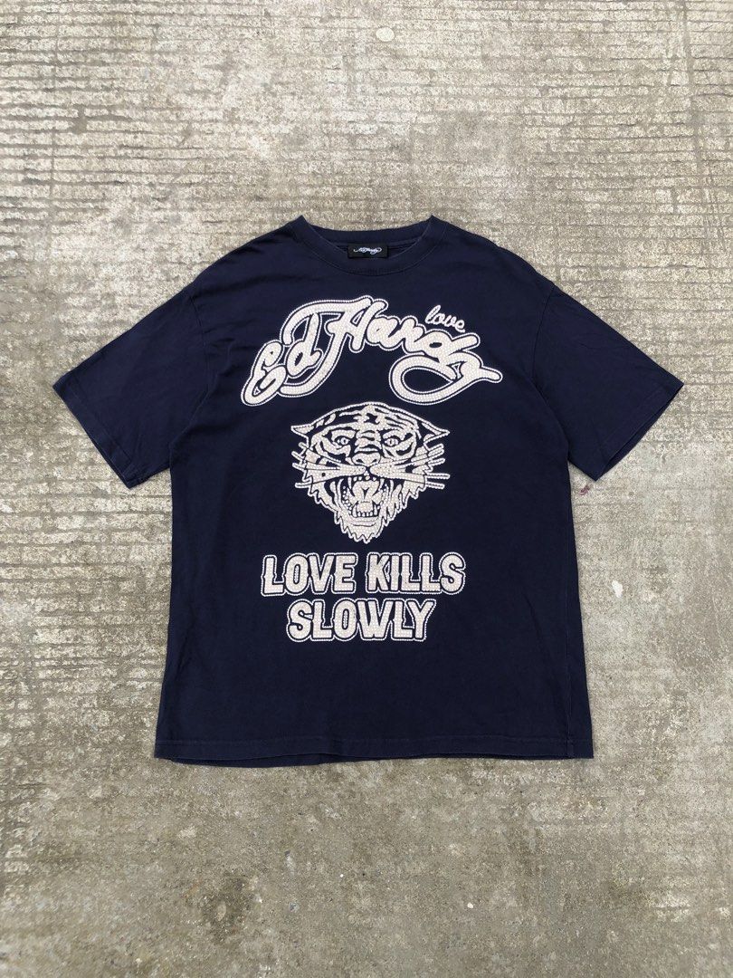 Ed Hardy (Category: Tshirts & Polo Shirts ) located in Mabalacat. Submitted by jayty_ (Listing ID 1461033230, Image 1). Description: 21.5x27 issue may natanggal na ilang stone mabalacat pampanga loc.