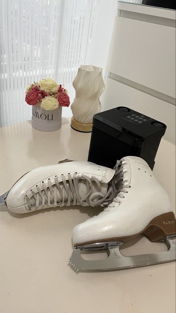 Edea Overture (Category: Skates, Rollerblades & Scooters) located in Quezon City. Submitted by cassiecometaaa (Listing ID 1461022865, Image 2). Description: - White Edea figure ice skates - Made in Italy - Size: 225 - Minor scuffs from use - insole: 22cm perfect for beginner ice skaters! loc: mandaluyong.