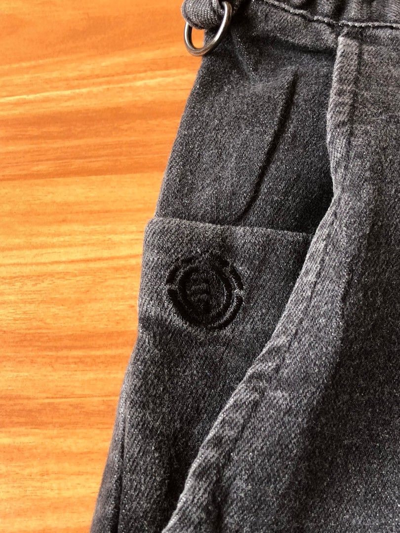 ELEMENT PANTS (Category: Jeans) located in Baybay. Submitted by dathrifted (Listing ID 1461001437, Image 3). Description: ELEMENT PANTS Waistline- 32-36 Length- 38 EXCELLENT CONDITION PM if Interested📩📩📩.