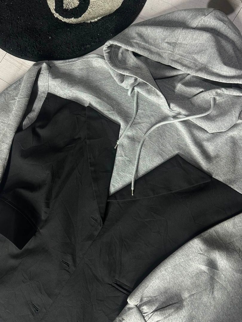 elevated gray hoodie (Category: Hoodies) located in Manila. Submitted by nb_thriftshop (Listing ID 1461075445, Image 2). Description: 29 length 25 width medium to large no issue need wash.