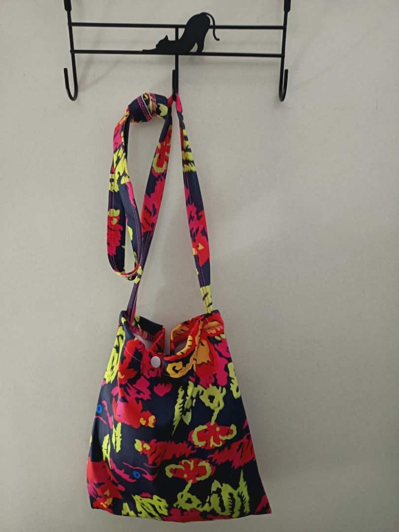 ENCANTO dress free bag (Category: Babies & Kids Fashion) located in Manila. Submitted by ilovesupersale (Listing ID 1460941707, Image 3). Description: ENCANTO dress 99.99 pesos each dress GINGERSNAPS gcash payment scheduled pickup.