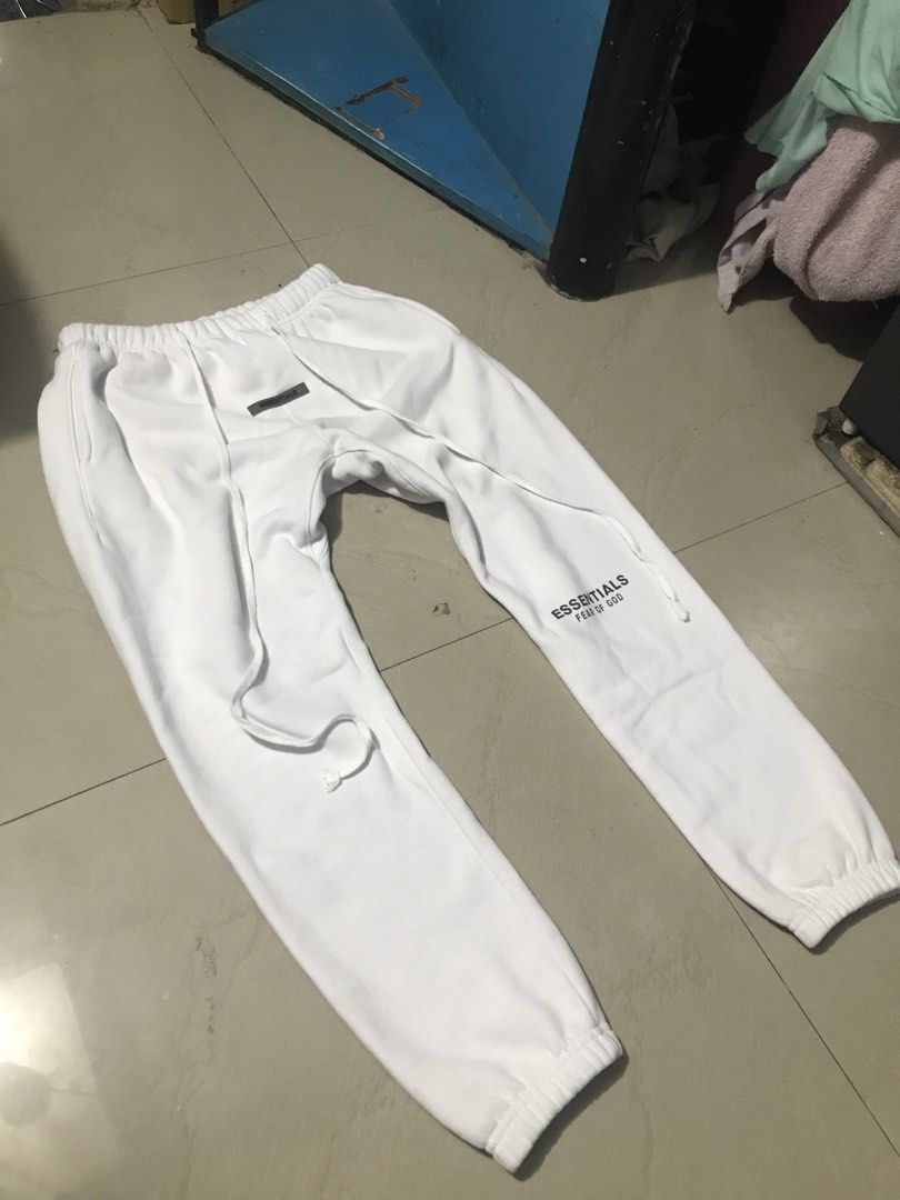 ESSENTIAL JOGGER (Category: Joggers) located in Manila. Submitted by triptothrift31 (Listing ID 1460996446, Image 1). Description: NO ISSUES, OFF/LEGIT FOR SAFETY .