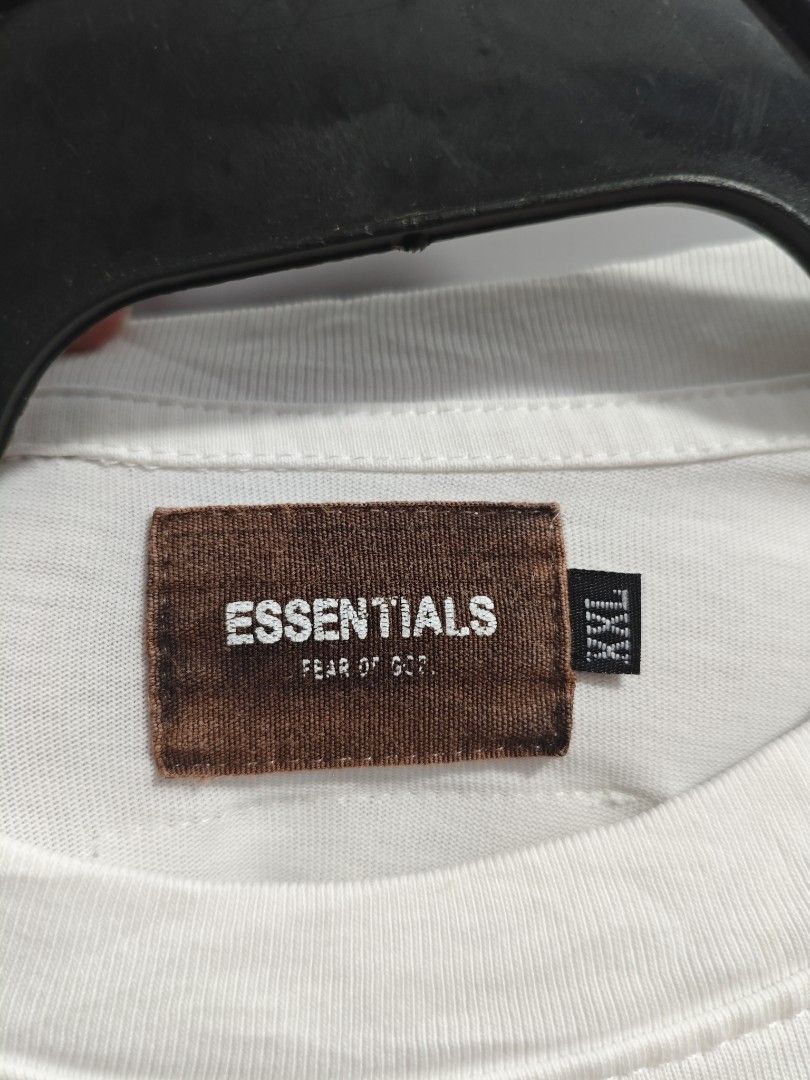 Essentials White Classic Men Tshirt (Category: Everything Else Others) located in Baguio. Submitted by jayjay_apparel01 (Listing ID 1461046257, Image 2). Description: Essentials White Classic Men Tshirt Color Rate 9.5/10 Like New Complete Tags Off Lang Makapal Tela Cotton Machine Washed Size XL Dimes 23 Width 28 Length Price P249.