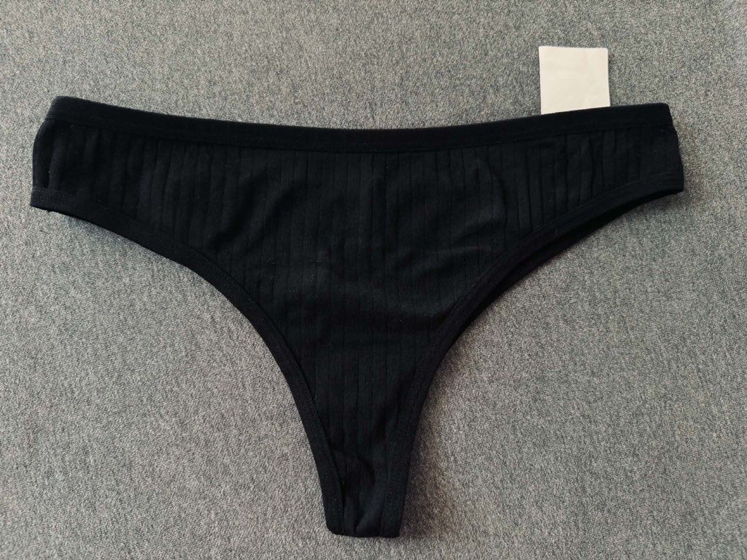 finetoo rib cotton thong M (Category: Undergarments & Loungewear) located in San Jose. Submitted by 99ners (Listing ID 1460923430, Image 1). Description: .