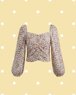 (Category: ) located in . Submitted by calm.ttcloset (Listing ID 1460957733, Image 1). Description: .