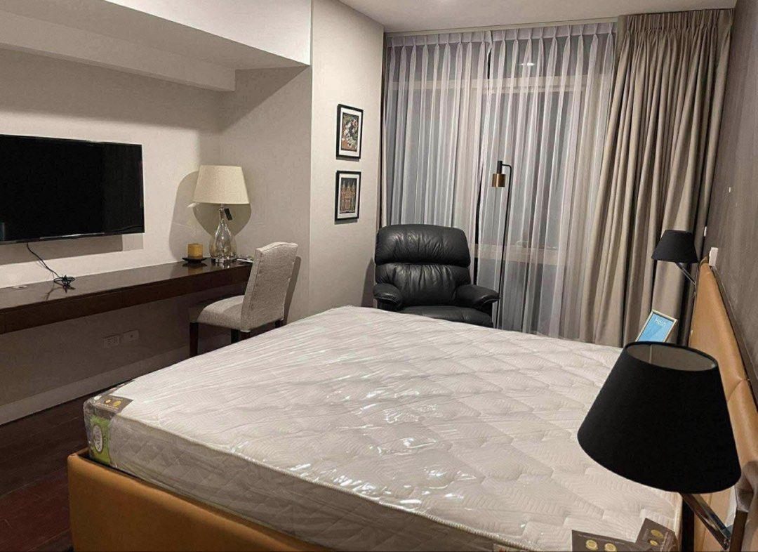 For Lease: East Gallery Place (Category: Apartments & Condos) located in Manila. Submitted by renz_yao (Listing ID 1461087977, Image 3). Description: For Lease: East Gallery Place 2BR-145sqm Facing West Gallery Interior designed Fully furnished With balcony 1 parking slot 200,000 0917 881 3530 Renz Yao REMAX Capital PRC REB 0033544.