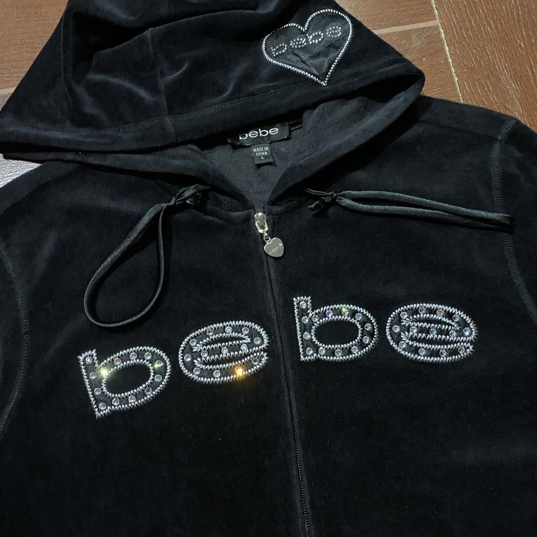 For sale (Category: Coats, Jackets and Outerwear) located in Manila. Submitted by thriftpuff (Listing ID 1461115374, Image 2). Description: Bebe Rhinestone Embellishment Heart Logo Velvet Size Medium As new condition Price: 1,200 free shipping Direct message if you’re interested 📩📩📩.