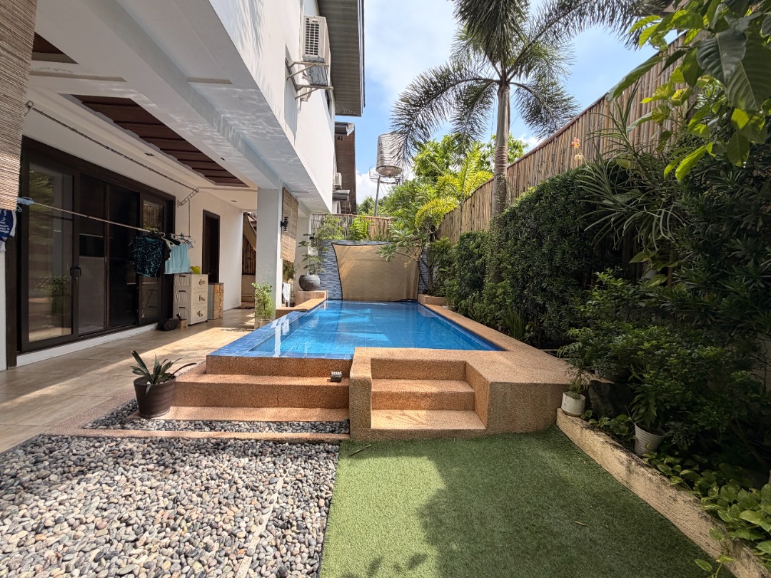 (Category: ) located in . Submitted by luxerealtyph (Listing ID 1461053969, Image 1). Description: .