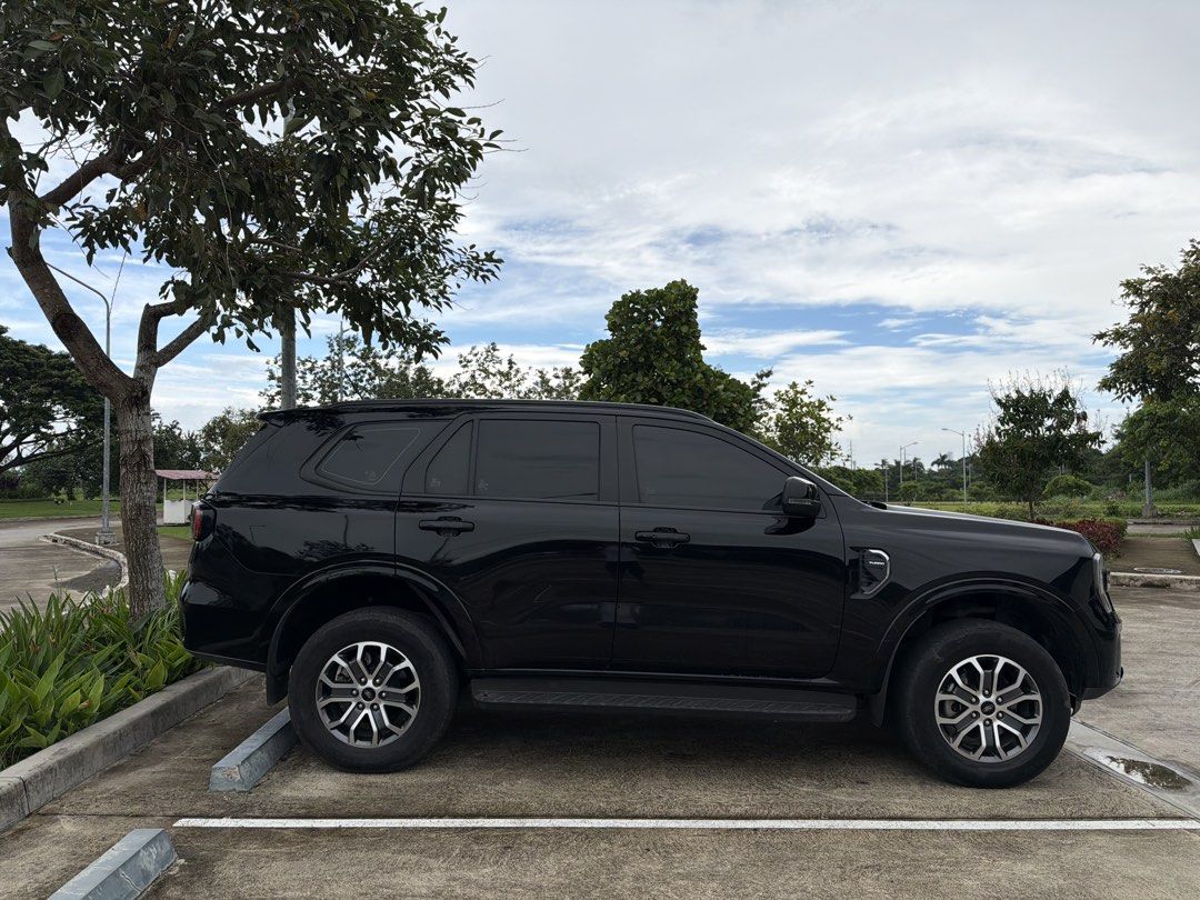 Ford Everest (Category: Used Cars) located in Manila. Submitted by riks29635 (Listing ID 1461022665, Image 2). Description: 🚗 2022 Ford Everest Trend 4x2 📍 55,000km mileage ⚙️ Automatic Transmission RFS: Need to change car 📩 PM for complete details, photos, and viewing schedule. Kindly contact: 09278538977.