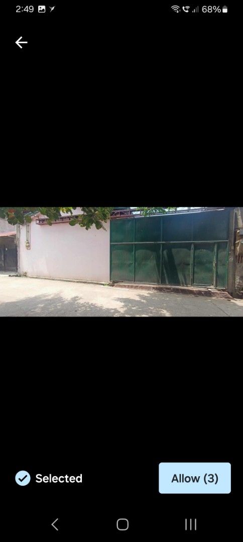 FORMER RTW (Category: House & Lot) located in Cainta. Submitted by lark48 (Listing ID 1461025050, Image 1). Description: sitio burol 404sqm lot area 500plus floor area with two offices with 2car garage.