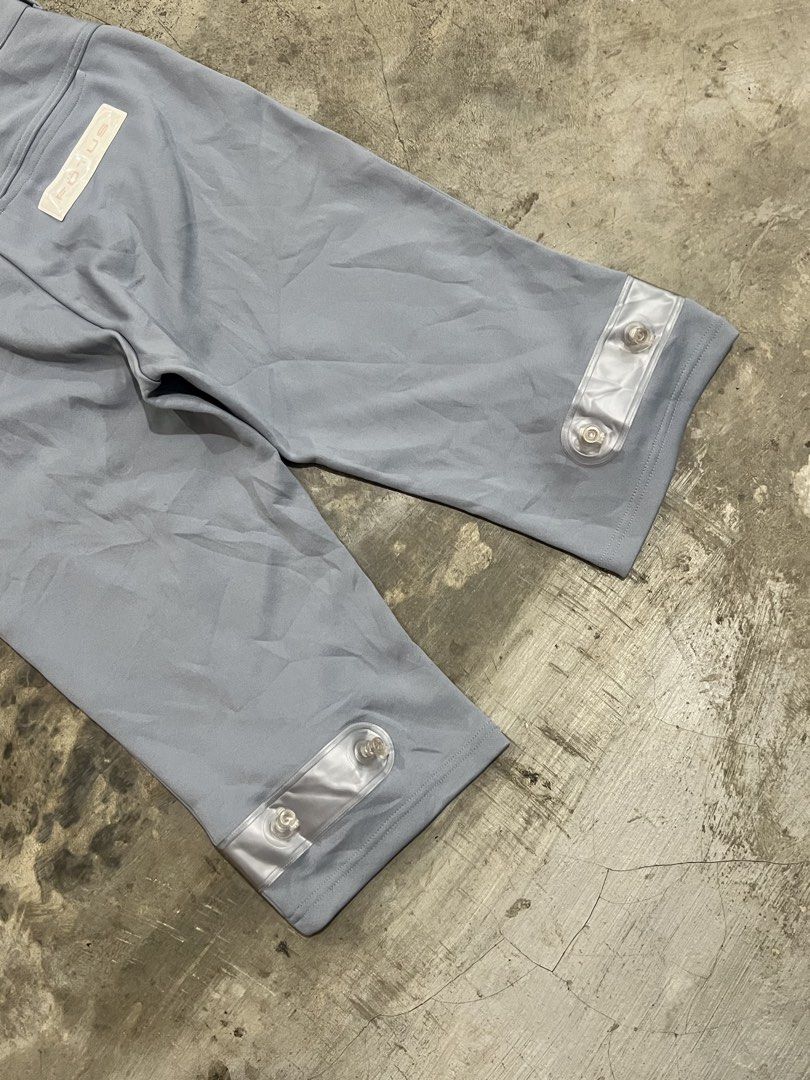 FOTUS Light Blue Inflatable Hem Capri Shorts (Category: Shorts) located in Naga. Submitted by nowhere_archive_shop (Listing ID 1461079073, Image 3). Description: FOTUS Light Blue Inflatable Hem Capri Shorts Size S On Tag 28 Waists 25.5 Length 8 Leg Opening Sign Of Usage Some issues on pic Dm For More Info.