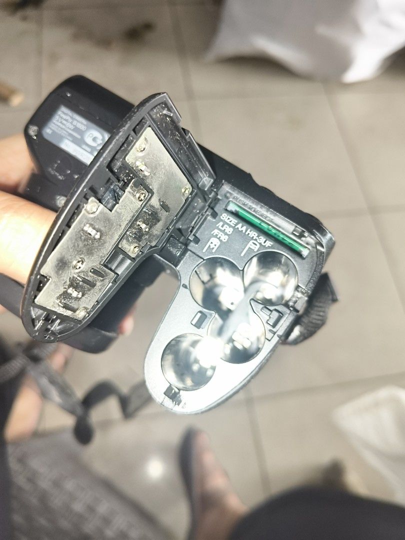 Fujifilm FinePix S1500 10.0MP Digital Camera (Category: Cameras) located in Quezon City. Submitted by anitagalan89774 (Listing ID 1460952907, Image 3). Description: - Fujifilm FinePix S1500 Digital Camera - 10.0 Megapixels for clear shots - 12x Optical Zoom with Image Stabilization - Uses convenient AA batteries - Includes original box - Ideal for everyday photography issue battery sd card no sample shot black screen.