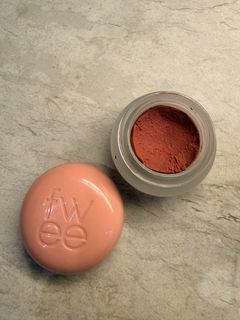 （分類：）位於 。 由 ccccccah 提交（商品編號 1460987798，圖片 1）。簡介： 。