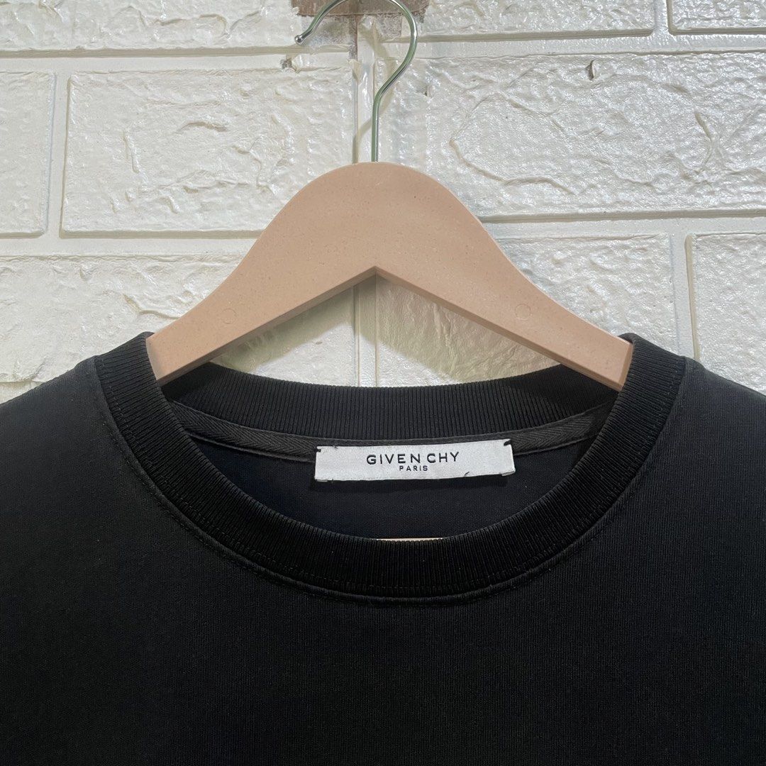 Givenchy x Josh Smith Reaper Tee (Category: Luxury Apparel) located in Taguig. Submitted by thriftstar2 (Listing ID 1460930713, Image 3). Description: W 21 L 26 Size L Good condition No hidden issue.
