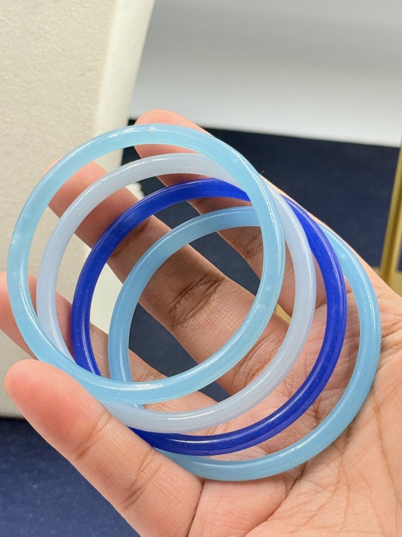 glass bangle bracelet (Category: Bracelets) located in Baguio. Submitted by manang_isang (Listing ID 1461057205, Image 3). Description: SET green brown blue TAKE ALL from Hongkong .