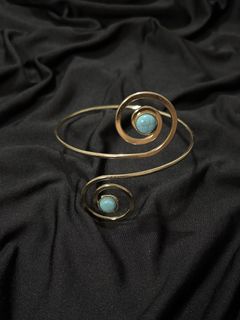 (Category: ) located in . Submitted by rosewood.collectionz (Listing ID 1461065967, Image 1). Description: .
