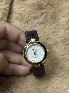 (Category: ) located in . Submitted by vintage_vogue6100 (Listing ID 1461043273, Image 1). Description: .