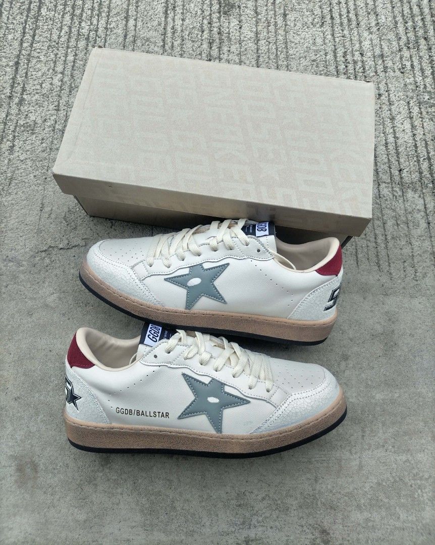 Golden Goose Super Star 🥶🥵🛒 (Category: Sneakers) located in Manila. Submitted by josier_181 (Listing ID 1461032448, Image 1). Description: Available now Ma'am/Sir Pm for more details Your order via lalamove COD or GCASH payment. Kung anong nasa post ko po yun po mismo ang dadating na item sa inyo 💯 Good quality and condition Thank you and God bless Womens Size Guide 5US - 36 EU/FR - 22CM 6US - 37 EU/FR - 23CM 6.5US - 37.5 EU/FR - 23.5CM 7US -