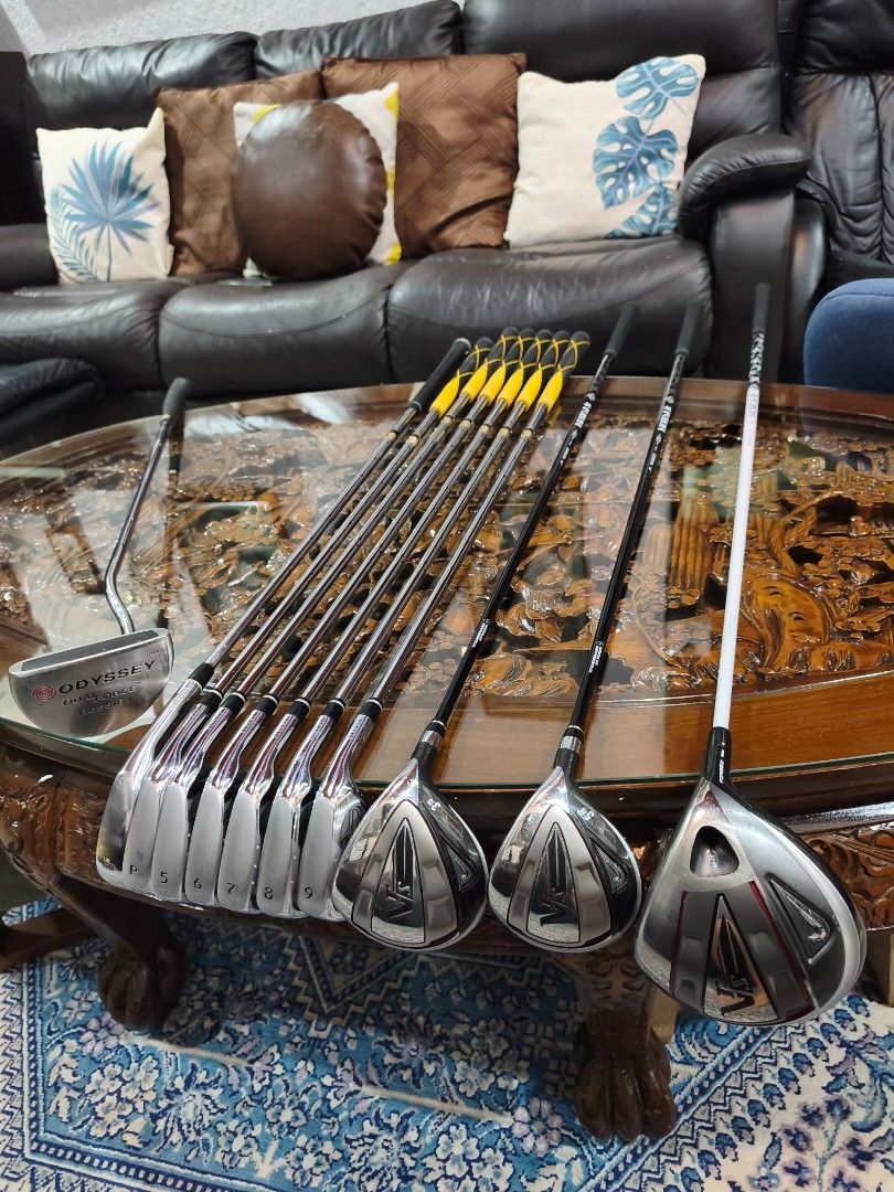 Golf Nike Set (Category: Other Sports Equipment and Supplies) located in Paranaque City. Submitted by manilagolfmarket (Listing ID 1461073193, Image 2). Description: For Sale Nike Set °Nike procombo dynamic gold steel shaft irons °Nike vrs woods and driver °Nike bag included for only 29.8k pick up Bf Paranaque free shipping within MM..