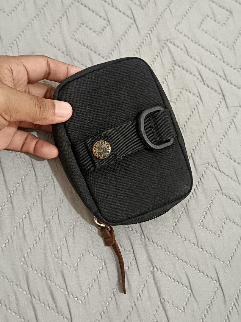 Gregory Small Pouch (Category: Belt bags, Clutches and Pouches) located in Santa Cruz. Submitted by friendlyfire1 (Listing ID 1460963133, Image 3). Description: +SF.