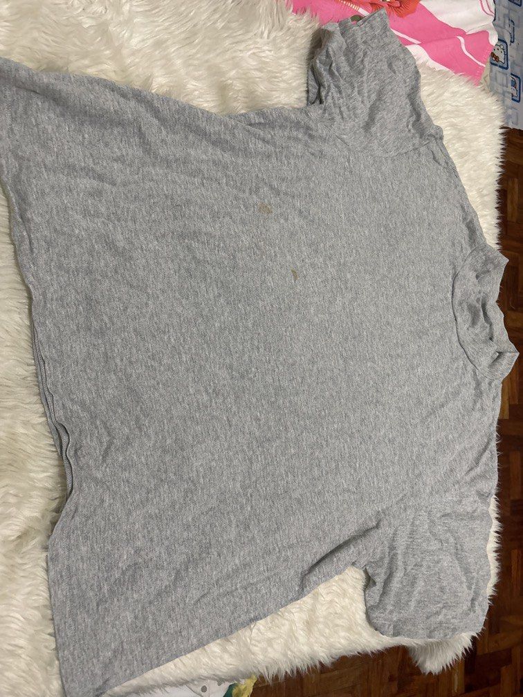 Grey uniqlo shirt xl (Category: Shirts) located in Manila. Submitted by vintageaccessories (Listing ID 1460920831, Image 1). Description: .