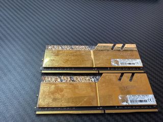 （分類：）位於 。 由 ryan1x 提交（商品編號 1461050885，圖片 1）。簡介： 。