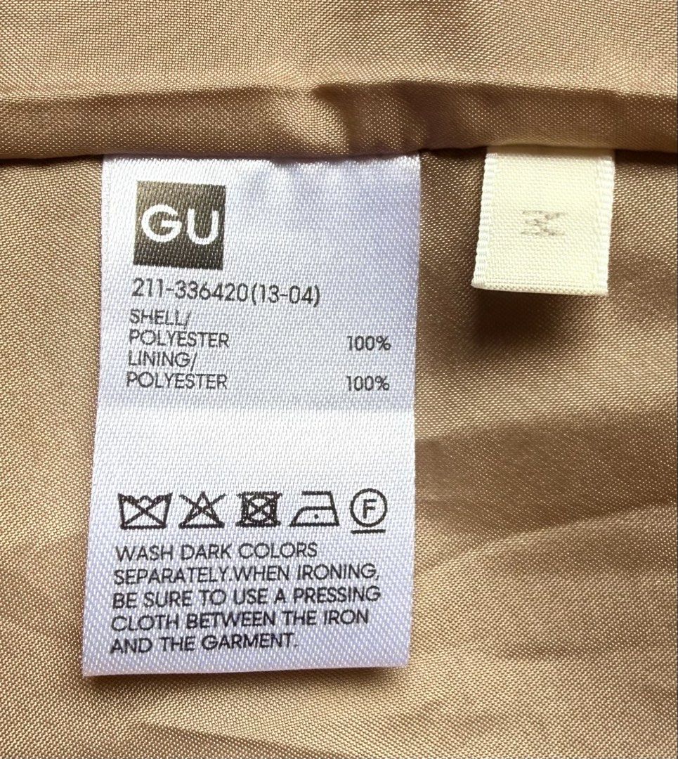 GU khaki coat (Category: Coats, Jackets and Outerwear) located in Tarlac. Submitted by giannisdeclutters4106 (Listing ID 1460961476, Image 3). Description: Good as new Medium Detachable belt.