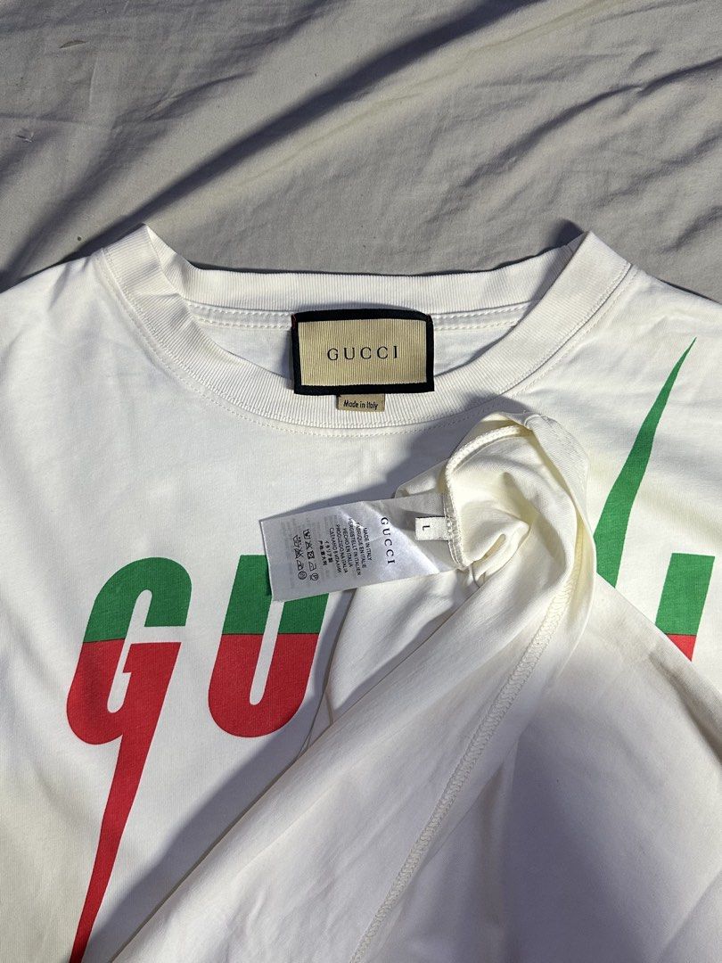 Gucci Blade (Category: Luxury Apparel) located in Manila. Submitted by 1miggy (Listing ID 1460966402, Image 3). Description: .