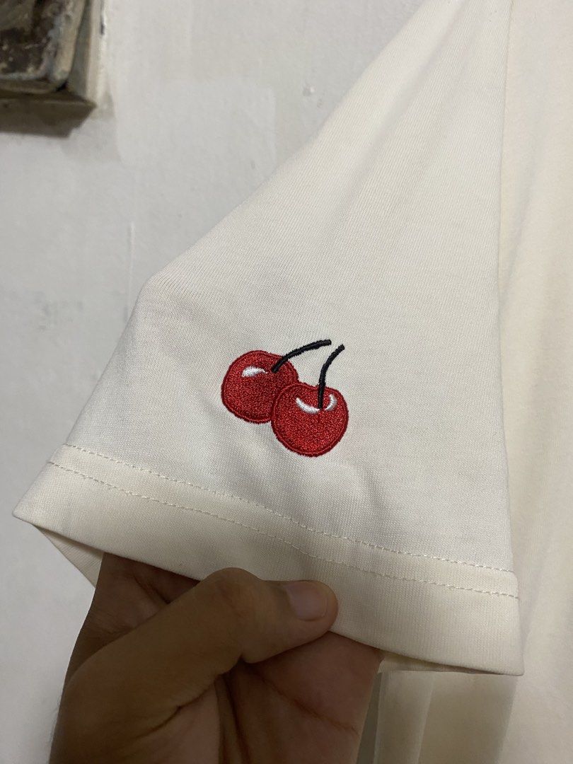 Gucci Cherry Shirt (Category: Tshirts & Polo Shirts ) located in Caloocan City. Submitted by alexahvaldez (Listing ID 1461077980, Image 3). Description: NEGO FOR SURE BUYER 20 / 29 LIKE NEW NO ISSUE DM NOW📥.