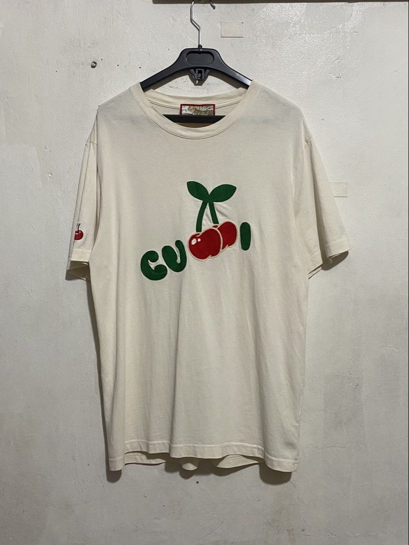 GUCCI CHERRY SHIRT (Category: Tshirts & Polo Shirts ) located in Manila. Submitted by brndn.rgld (Listing ID 1461096544, Image 1). Description: NEGO FOR SURE BUYER 20 / 29 LIKE NEW CONDITION NO ISSUE.